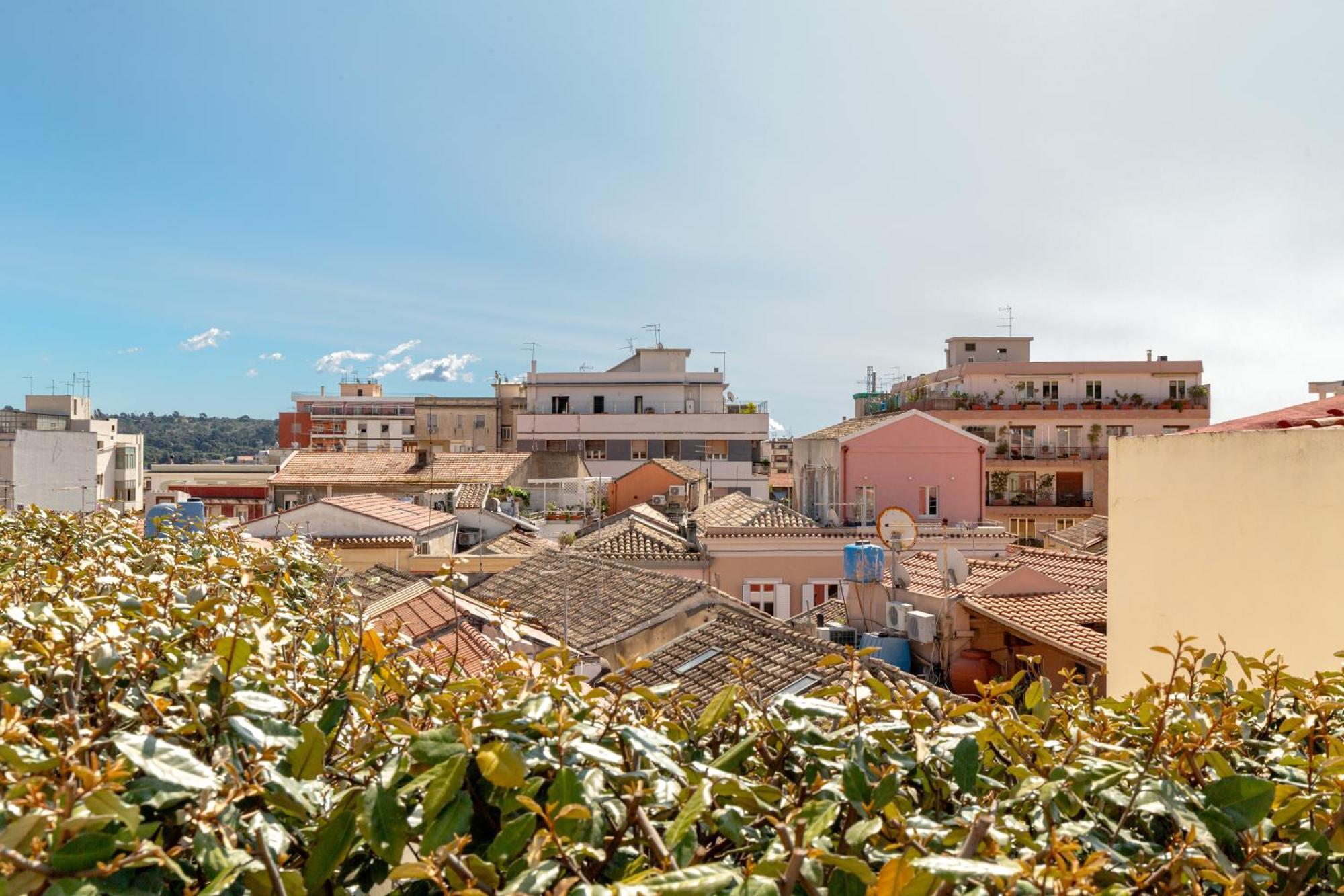 Domus De Silva - Appartamento In Centro Storico A Cagliari Eksteriør billede